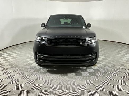 Certified 2025 Land Rover Range Rover SE image 8