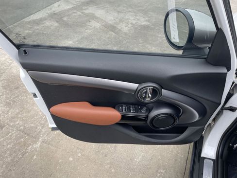 Used 2023 MINI Cooper S FWD image 23