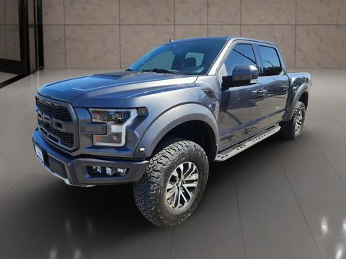 Used 2019 Ford F150 Raptor image 2