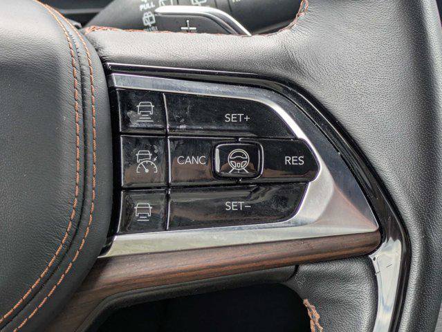 Certified 2025 Jeep Grand Cherokee Summit w/ Obsidian Package AWD/4WD image 28
