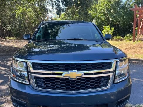 Used 2019 Chevrolet Tahoe 2WD image 2
