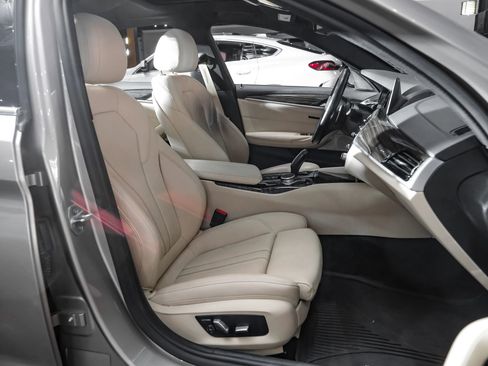 Used 2019 BMW 540i xDrive AWD/4WD image 44