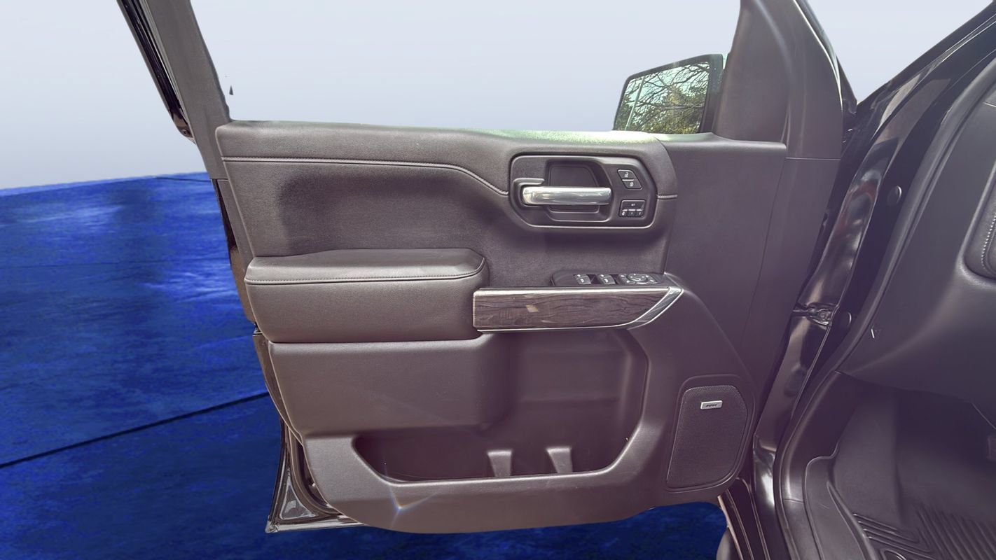 Used 2019 Chevrolet Silverado 1500 LTZ AWD/4WD image 19
