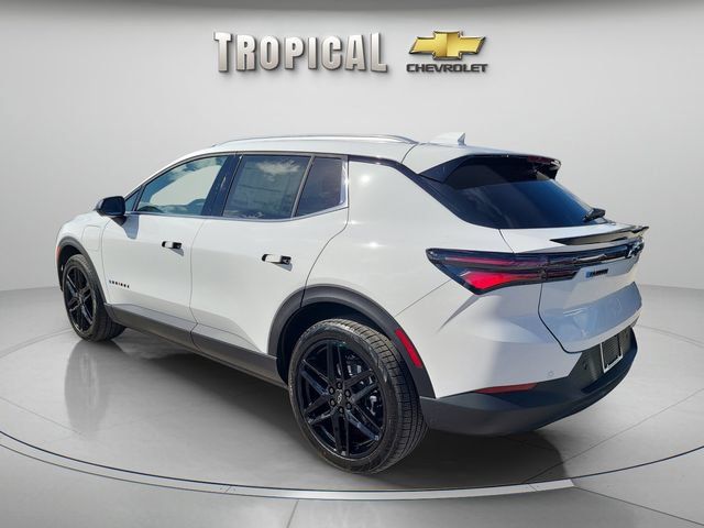 New 2026 Chevrolet Equinox EV LT w/ LPO, Blackout Package FWD image 3