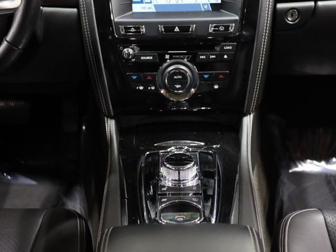 Used 2014 Jaguar XK Coupe RWD image 52