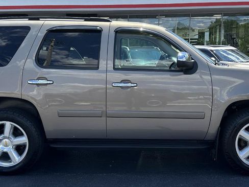 Used 2007 Chevrolet Tahoe LTZ w/ LTZ Preferred Equipment Group AWD/4WD image 9