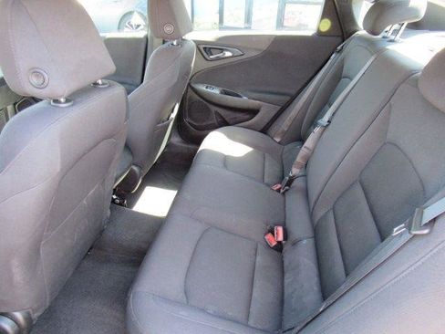 Used 2023 Chevrolet Malibu LS FWD image 21