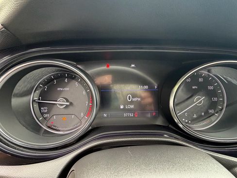 Used 2023 Buick Encore GX Select FWD image 32