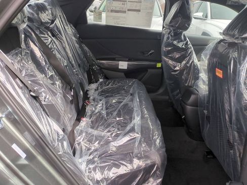 New 2026 Hyundai Elantra SEL Sport Premium FWD image 25