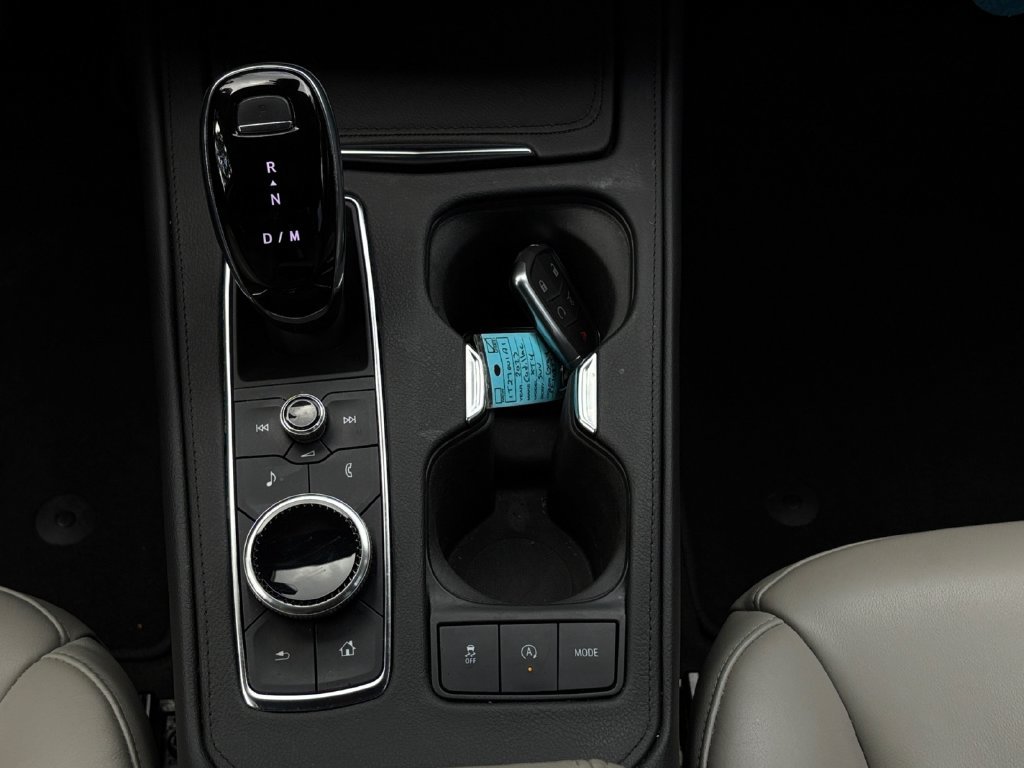 Certified 2023 Cadillac XT4 Premium Luxury FWD image 24