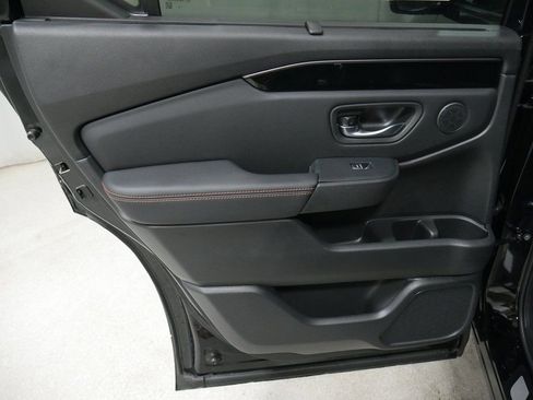 New 2025 Honda Pilot TrailSport image 21