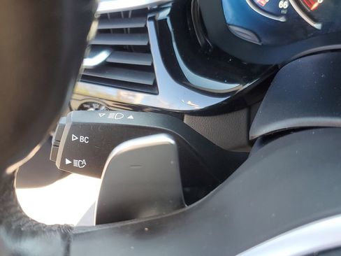 Used 2018 BMW M550i xDrive AWD/4WD image 18