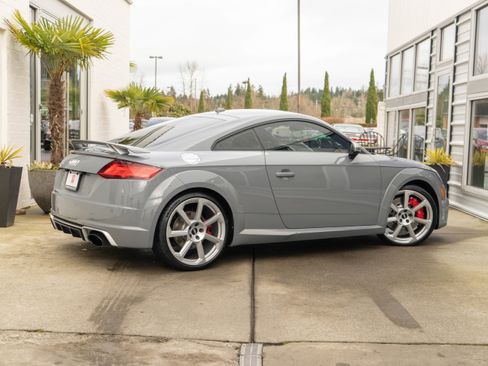 Used 2018 Audi TT RS image 8