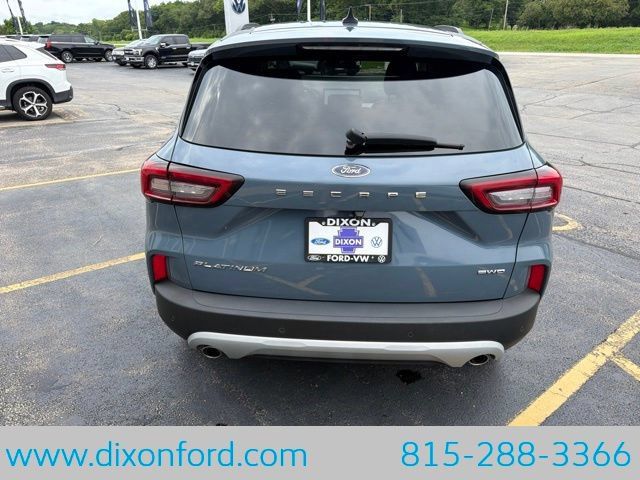 Used 2023 Ford Escape Platinum AWD/4WD image 8