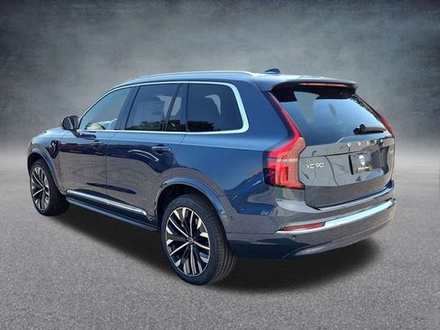 New 2026 Volvo XC90 T8 Plus image 5