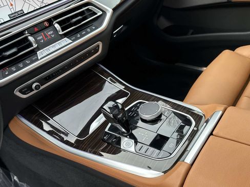 Used 2021 BMW X5 xDrive40i w/ Premium Package image 21