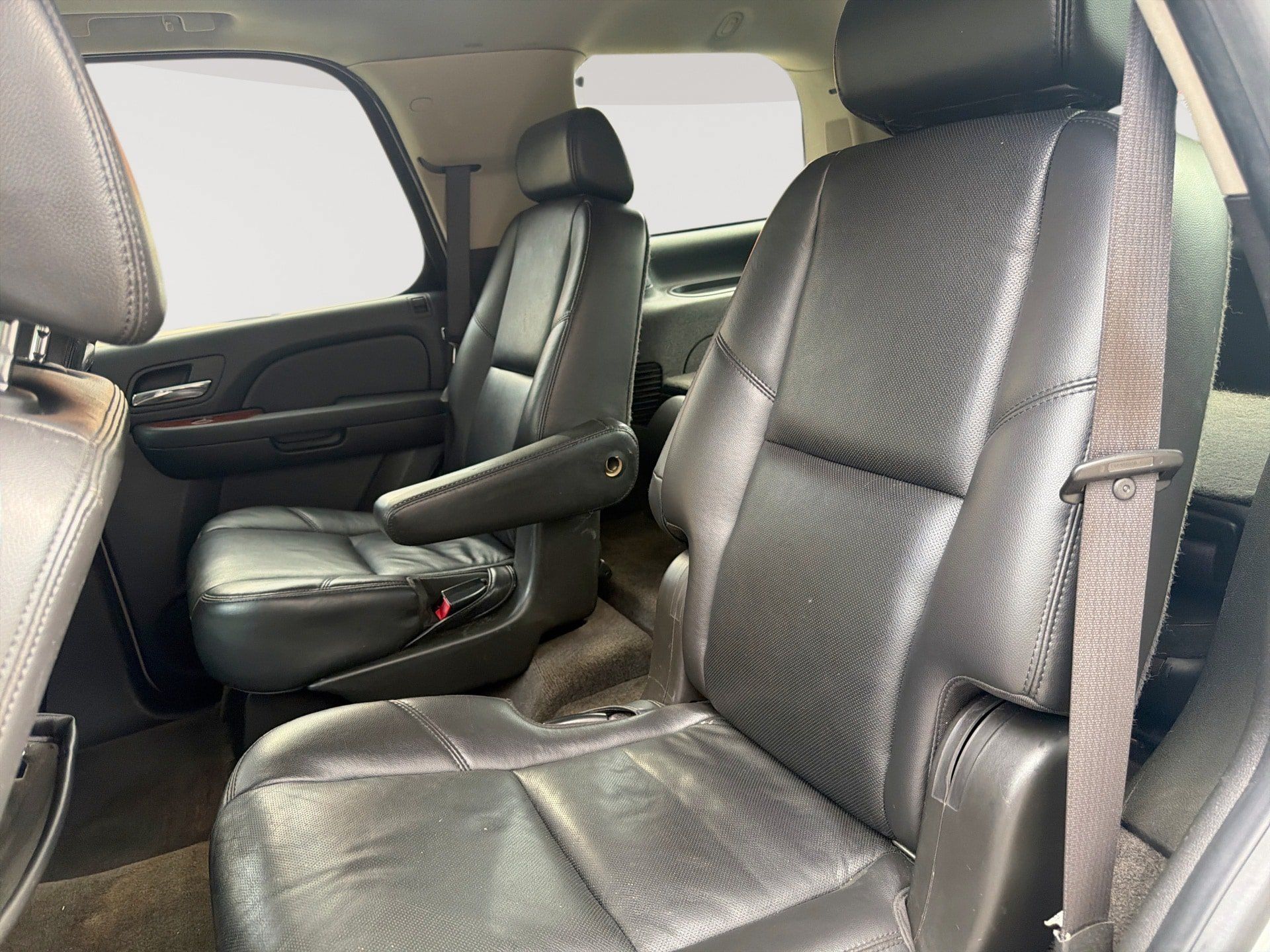 Used 2009 Chevrolet Tahoe LTZ AWD/4WD image 26