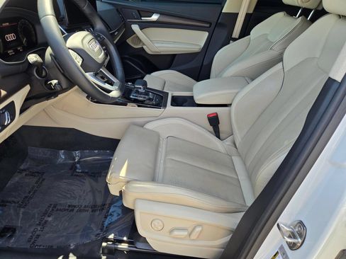Used 2023 Audi Q5 e Premium Plus w/ Premium Plus Package AWD/4WD image 26