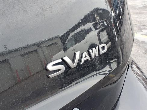 Used 2024 Nissan Rogue SV image 19