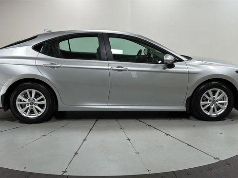Certified 2025 Toyota Camry LE image 6