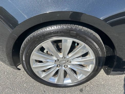 Used 2013 Lincoln MKS AWD image 13