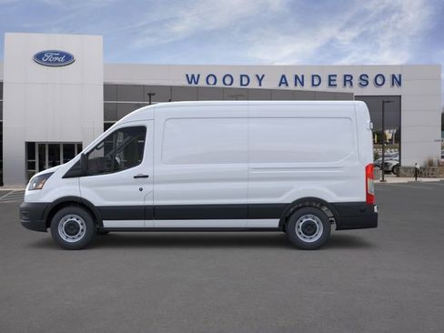 New 2026 Ford Transit 250 148 Medium Roof RWD image 3
