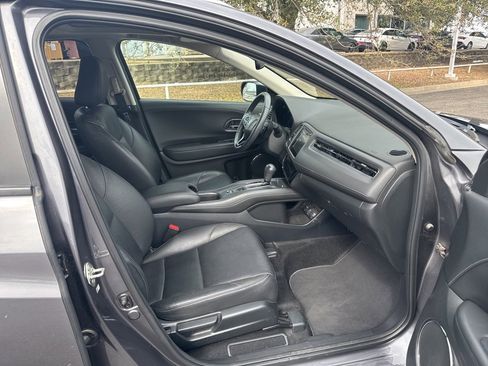 Used 2017 Honda HR-V EX-L image 31