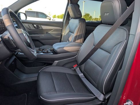 New 2026 Buick Enclave Sport Touring w/ Power Package FWD image 19