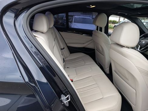 Used 2018 BMW 540i image 19