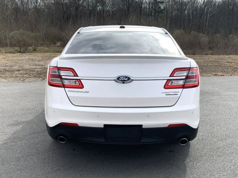 Used 2018 Ford Taurus Limited w/ Driver Assist Package image 6