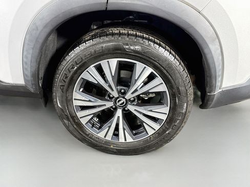 Used 2022 Nissan Rogue SV AWD/4WD image 37