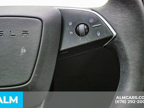 Used 2024 Tesla Model 3 Standard Range image 30