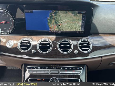 Used 2019 Mercedes-Benz E 300 image 18