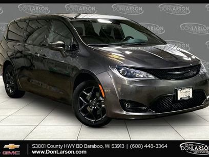 Used 2020 Chrysler Pacifica Touring w/ S Appearance Package
