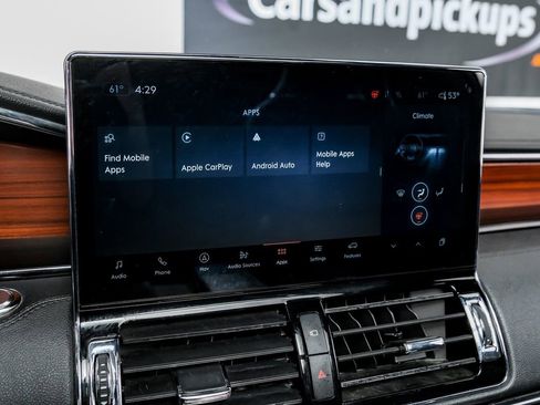 Used 2024 Lincoln Navigator Reserve image 30