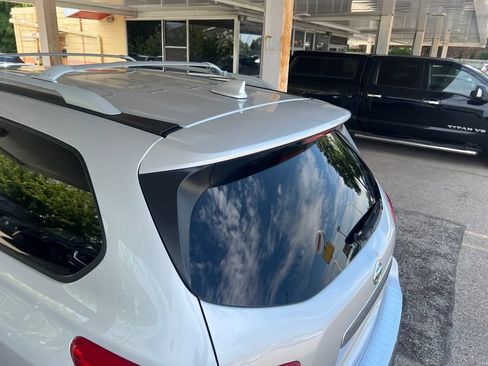 Used 2020 Nissan Pathfinder SL w/ Cargo Package AWD/4WD image 34