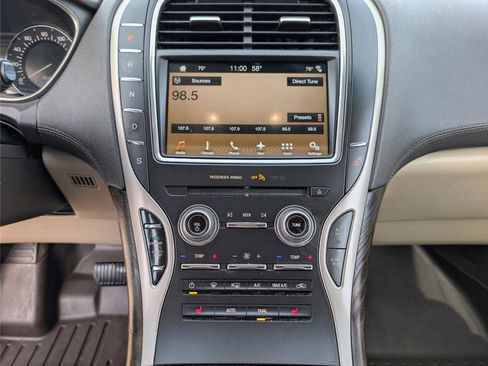 Used 2017 Lincoln MKX Select w/ Select Plus Package image 15