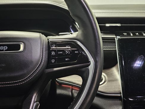 Used 2021 Jeep Grand Cherokee L Overland image 24