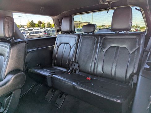 Used 2020 Ford Expedition Limited AWD/4WD image 32