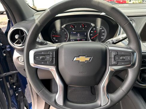 Used 2022 Chevrolet Blazer LT AWD/4WD image 17