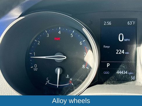 Used 2021 Toyota C-HR XLE image 15