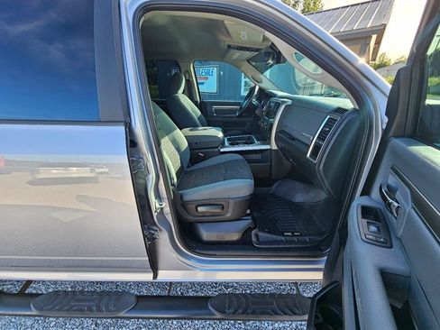 Used 2019 RAM 1500 Big Horn AWD/4WD image 33
