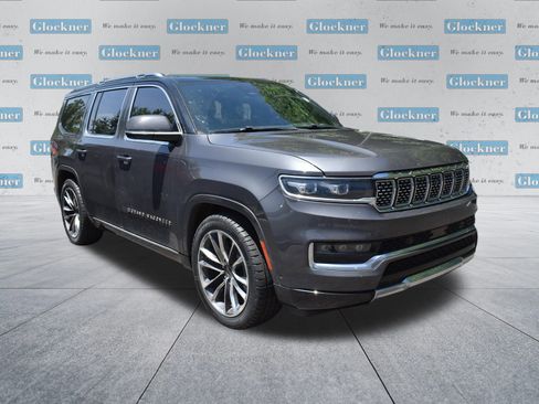 Used 2022 Jeep Grand Wagoneer Series III AWD/4WD image 18