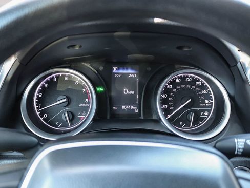 Used 2021 Toyota Camry LE w/ Convenience Package FWD image 22