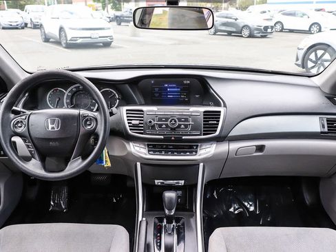 Used 2013 Honda Accord LX image 13