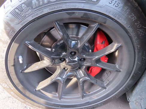 Used 2019 Dodge Challenger SRT Hellcat Redeye image 15