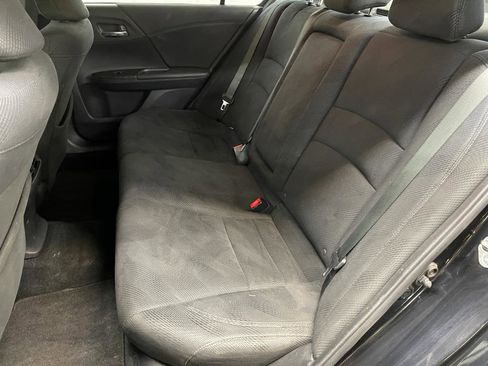 Used 2016 Honda Accord EX image 31