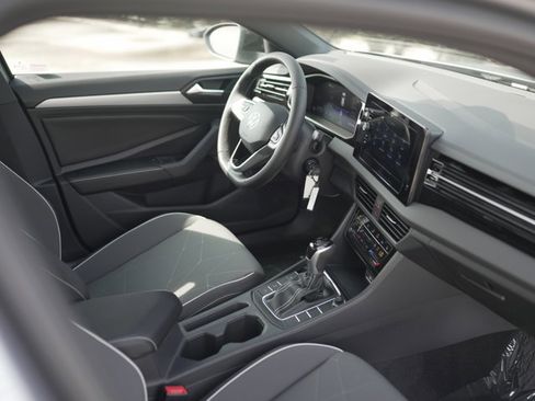 New 2025 Volkswagen Jetta Sport FWD image 17