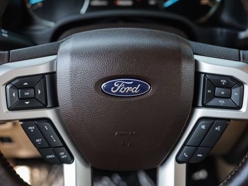 Used 2018 Ford F150 Lariat w/ Equipment Group 502A Luxury AWD/4WD image 40