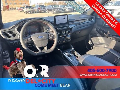 Used 2025 Ford Escape ST-Line AWD/4WD image 12